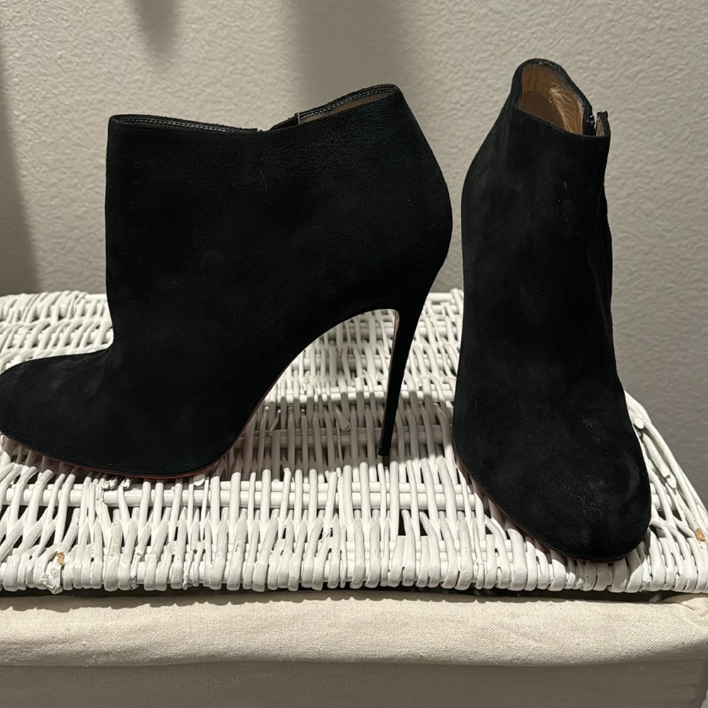 Christian Louboutin Bellissima 100 Suede boot